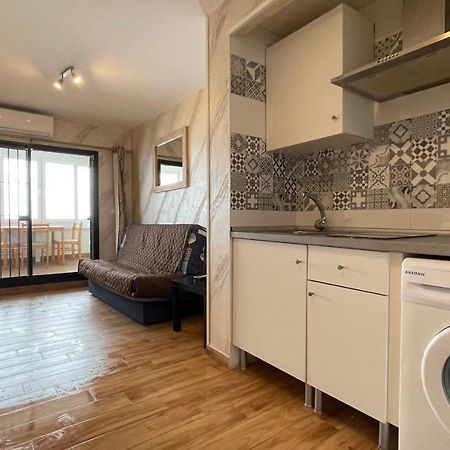 ベナルマデナApartamento Primera Lineaアパートメント エクステリア 写真